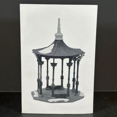 LOT 9K: Department 56 Heritage Village Collection - Red Covered Bridge, Harvest Time, Skating Pond & More