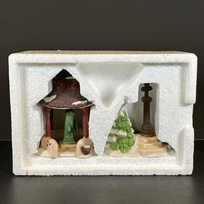 LOT 9K: Department 56 Heritage Village Collection - Red Covered Bridge, Harvest Time, Skating Pond & More