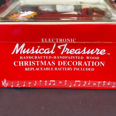 LOT 12K: Musical Treasure Wood Porcelain & Electronic Christmas Decoration