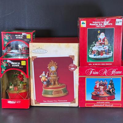 LOT 13K: Hallmark Keepsake, Trim A Tree & More Animated/Musical Decorations