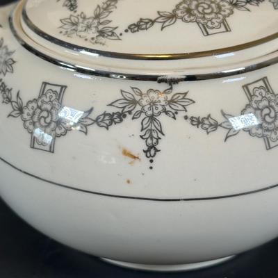 LOT 14K: Vintage Taylor Smith & Taylor China Collection