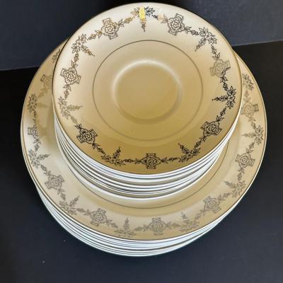 LOT 14K: Vintage Taylor Smith & Taylor China Collection