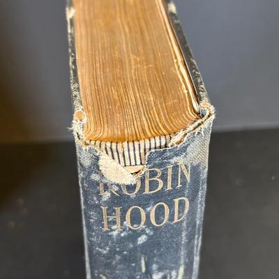LOT 15K: Antique Book Collection - Robin Hood, Lady Linda & More