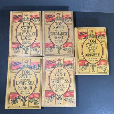 LOT 15K: Antique Book Collection - Robin Hood, Lady Linda & More