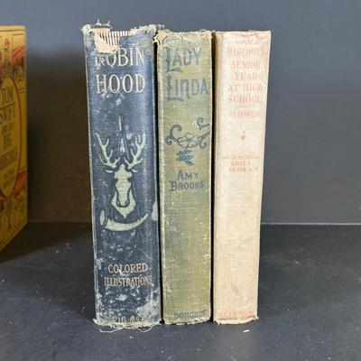 LOT 15K: Antique Book Collection - Robin Hood, Lady Linda & More