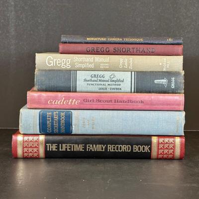 LOT 18K: Vintage Book Collection - Cadette, Shirley Temple & More