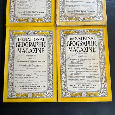 LOT 21K: Vintage Magazine & Advertising Collection - The National Geographic Magazine & More