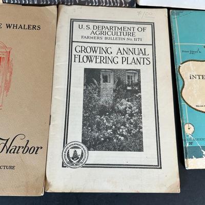 LOT 21K: Vintage Magazine & Advertising Collection - The National Geographic Magazine & More