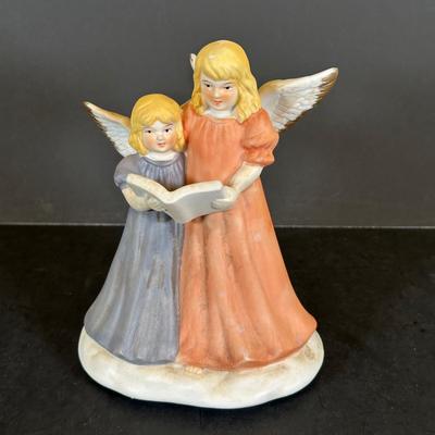 LOT 23K: Vintage Musical Christmas Decorations/Music Box