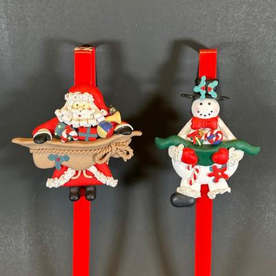 LOT 24K: Hallmark Holiday Hill, Vintage Christmas Decor & More