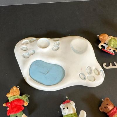 LOT 24K: Hallmark Holiday Hill, Vintage Christmas Decor & More
