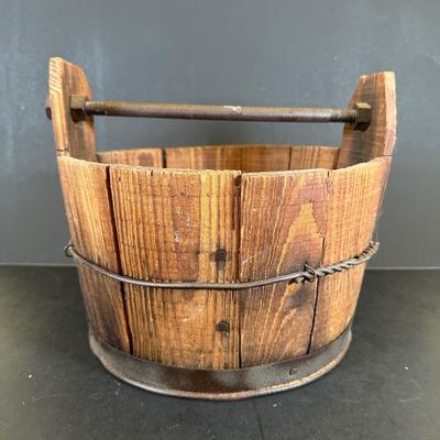 LOT 25K: Vintage Wooden Tool Bucket & Vintage Hand Planes
