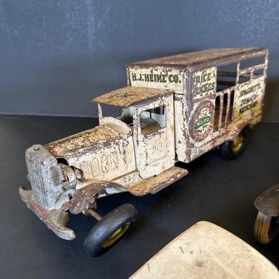LOT 27K: Vintage Wyandotte Steel Toy Dump Truck & More Metal Toy Cars