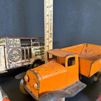 LOT 27K: Vintage Wyandotte Steel Toy Dump Truck & More Metal Toy Cars