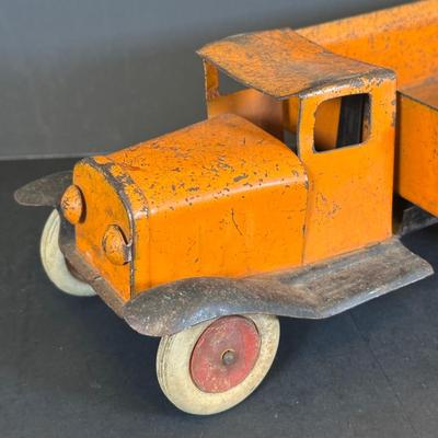 LOT 27K: Vintage Wyandotte Steel Toy Dump Truck & More Metal Toy Cars