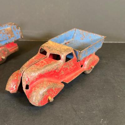 LOT 27K: Vintage Wyandotte Steel Toy Dump Truck & More Metal Toy Cars