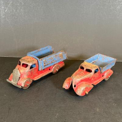 LOT 27K: Vintage Wyandotte Steel Toy Dump Truck & More Metal Toy Cars