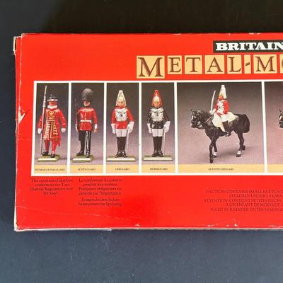LOT 28K: Medal Models Hand Painted Britains Figures Collection