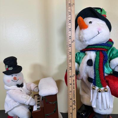 LOT 30K: Vintage Animated Christmas Snowmen