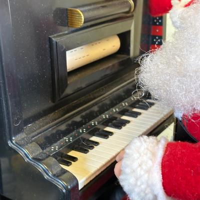LOT 32K: Vintage Holiday Creations Sing Along With Santa & More Animated Santa Clause Christmas Decorations