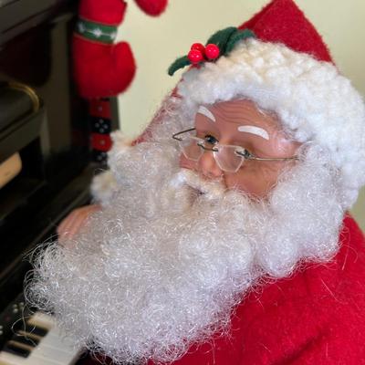 LOT 32K: Vintage Holiday Creations Sing Along With Santa & More Animated Santa Clause Christmas Decorations