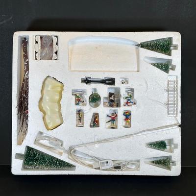 LOT 34K: Animated Singing Dog Trio, Very Merry Mice & Winter Village Ski Slope & Skating Pond