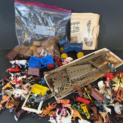 LOT 36K: Vintage Children’s Toys, Erector Toy Kit Parts & More