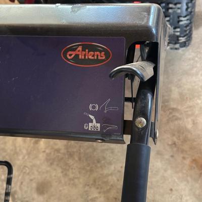 LOT 42S: Ariens Snowblower 8524