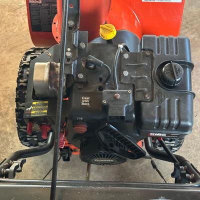 LOT 42S: Ariens Snowblower 8524