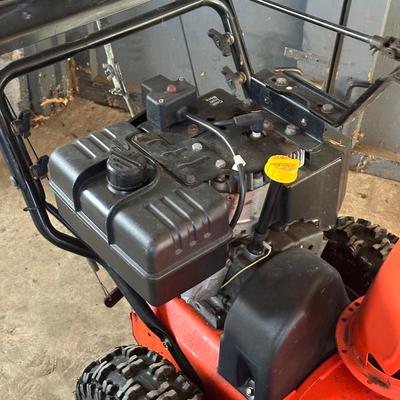 LOT 42S: Ariens Snowblower 8524