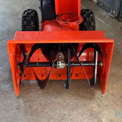 LOT 42S: Ariens Snowblower 8524