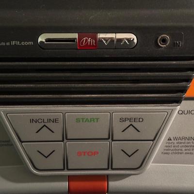 LOT 47X: Pro Form 785 E Treadmill