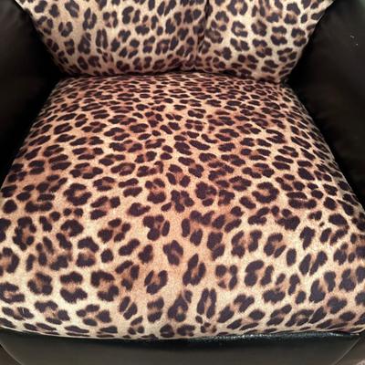 LOT 49 R & M Furniture Miniature Leather & Cheetah Print Reclining Chair