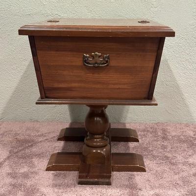LOT 51X: Antique Dough Box Table For Bread Proofing