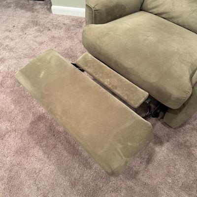 LOT 54X: Reclining Chair