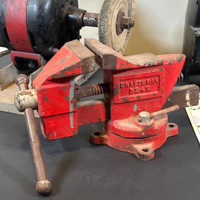 LOT 59X: Craftsman Bench Vise, Wen Wet Stone 2900 & More
