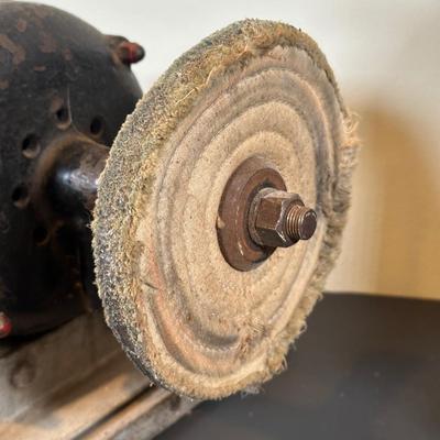 LOT 59X: Craftsman Bench Vise, Wen Wet Stone 2900 & More