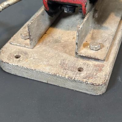 LOT 59X: Craftsman Bench Vise, Wen Wet Stone 2900 & More