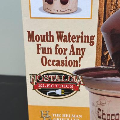 LOT 63B: Kitchen Appliances- West Bend Continental Automatic Party Percolator, Chocolate Fondue Fountain & More