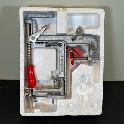 LOT 64B: The Pampered Chef Apple Peeler, Stand & Ice Shaver w/ Box