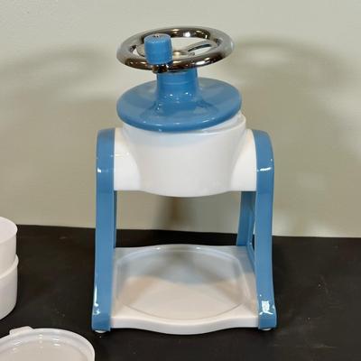 LOT 64B: The Pampered Chef Apple Peeler, Stand & Ice Shaver w/ Box