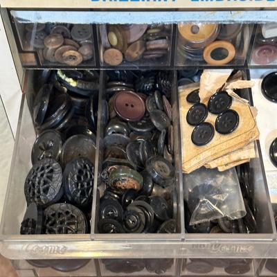 LOT 74X: Vintage Button Collection