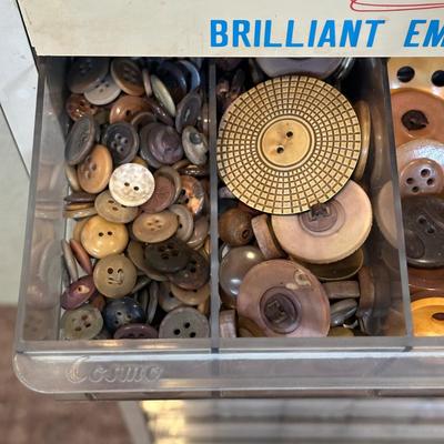 LOT 74X: Vintage Button Collection