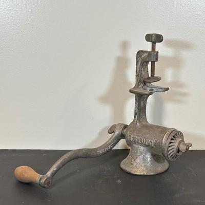 LOT 77B: Vintage Meat Grinders & Enamel Tub