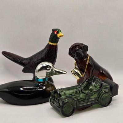 LOT 94B: Collection of Vintage Avon Perfume and Cologne Bottles