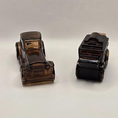 LOT 94B: Collection of Vintage Avon Perfume and Cologne Bottles