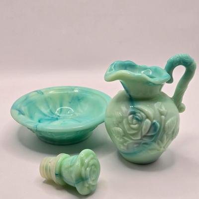 LOT 94B: Collection of Vintage Avon Perfume and Cologne Bottles