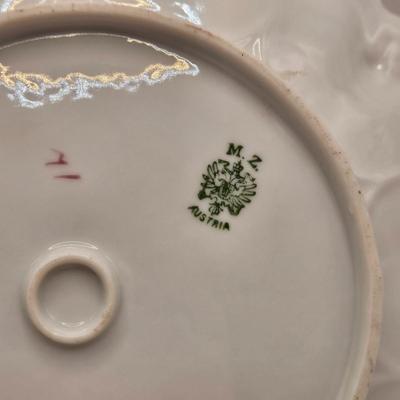 LOT 98B: Various Dishes and Bowls From France, Germany, & Austria