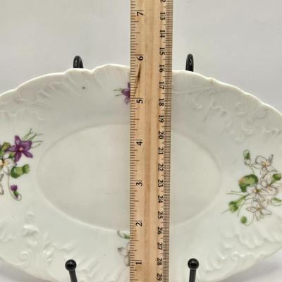 LOT 98B: Various Dishes and Bowls From France, Germany, & Austria