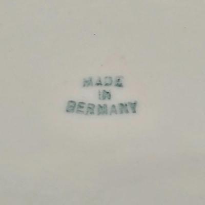 LOT 98B: Various Dishes and Bowls From France, Germany, & Austria